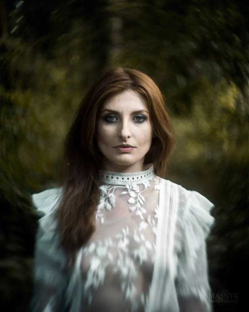 Porträt der Imago Mortis im Park